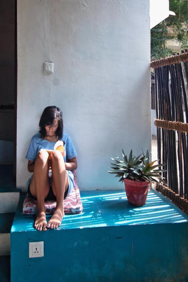 Calaila Hostel Varkala Bagian luar foto