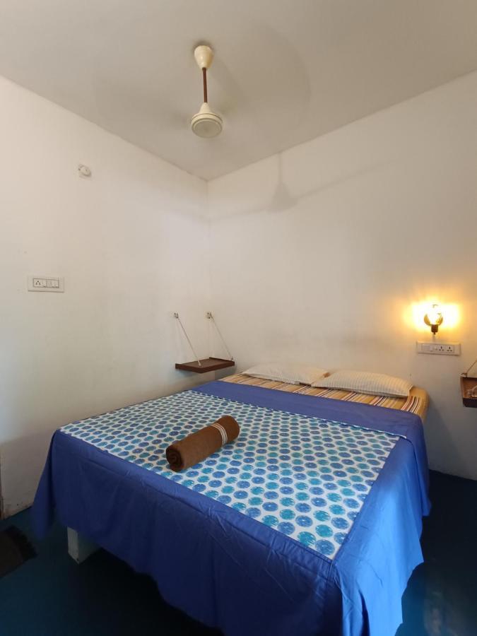 Calaila Hostel Varkala Bagian luar foto
