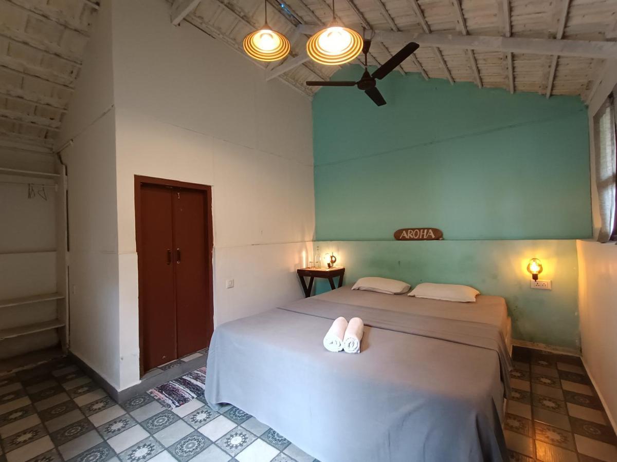 Calaila Hostel Varkala Bagian luar foto