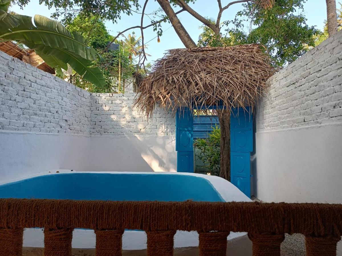 Calaila Hostel Varkala Bagian luar foto