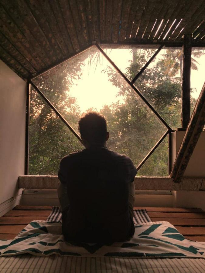 Calaila Hostel Varkala Bagian luar foto