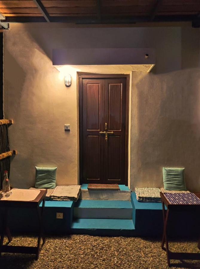 Calaila Hostel Varkala Bagian luar foto