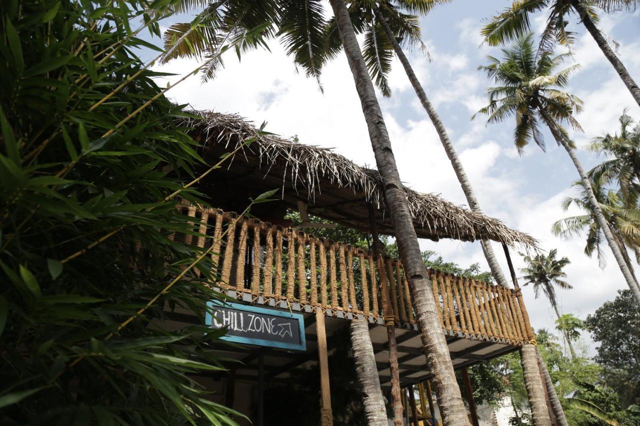 Calaila Hostel Varkala Bagian luar foto